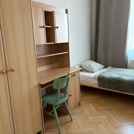 Retro Vibes & Modern Comfort