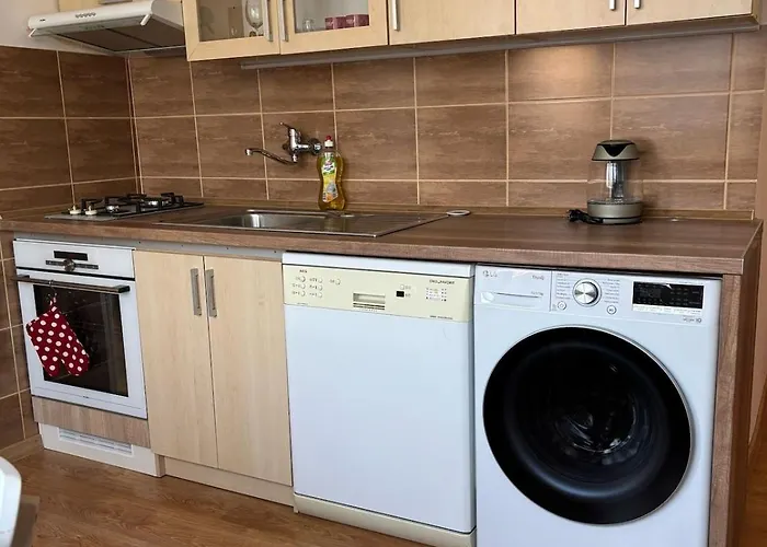 Retro Vibes & Modern Comfort